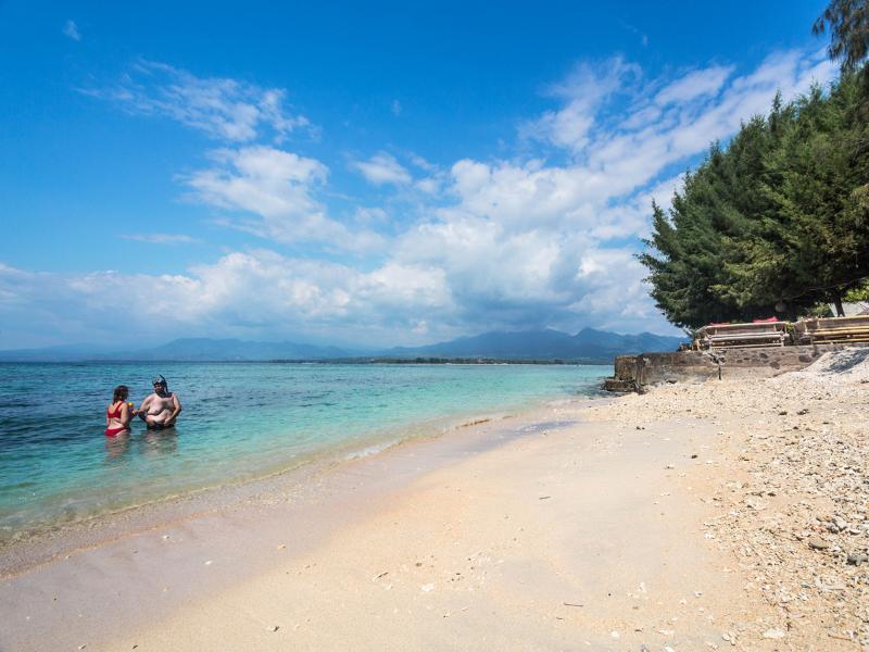 Yoland Guesthouse Gili Air Exterior foto